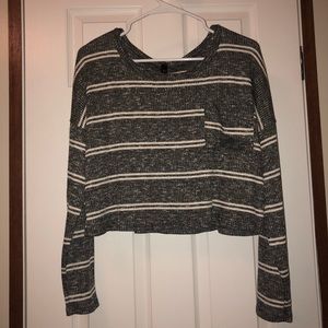 Nice fitted cropped long sleeve